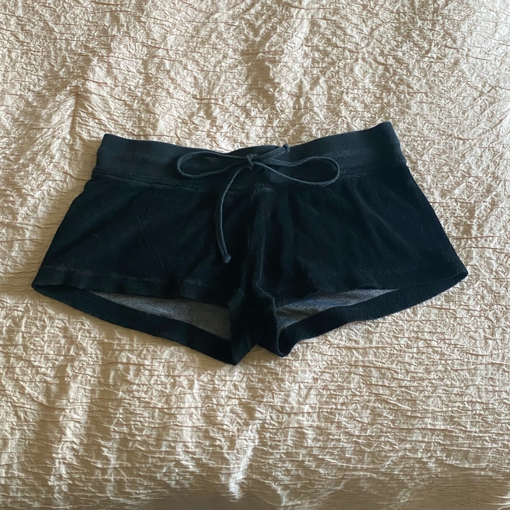 Hard tail black shorts